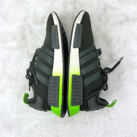 🚫SOLD! 🛸|•ADIDAS•| NMD R1 x Star Wars Yoda 2019 FW3935 Men's Running 👟 - Picture 6 of 15